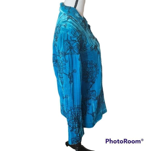 Chico's Velvet Button Up Shacket with Black Embroidery. Size 1. - Picture 2 of 5